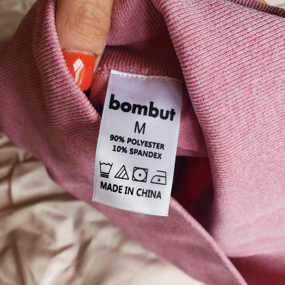 Womans workout pants - Picture 3 of 3